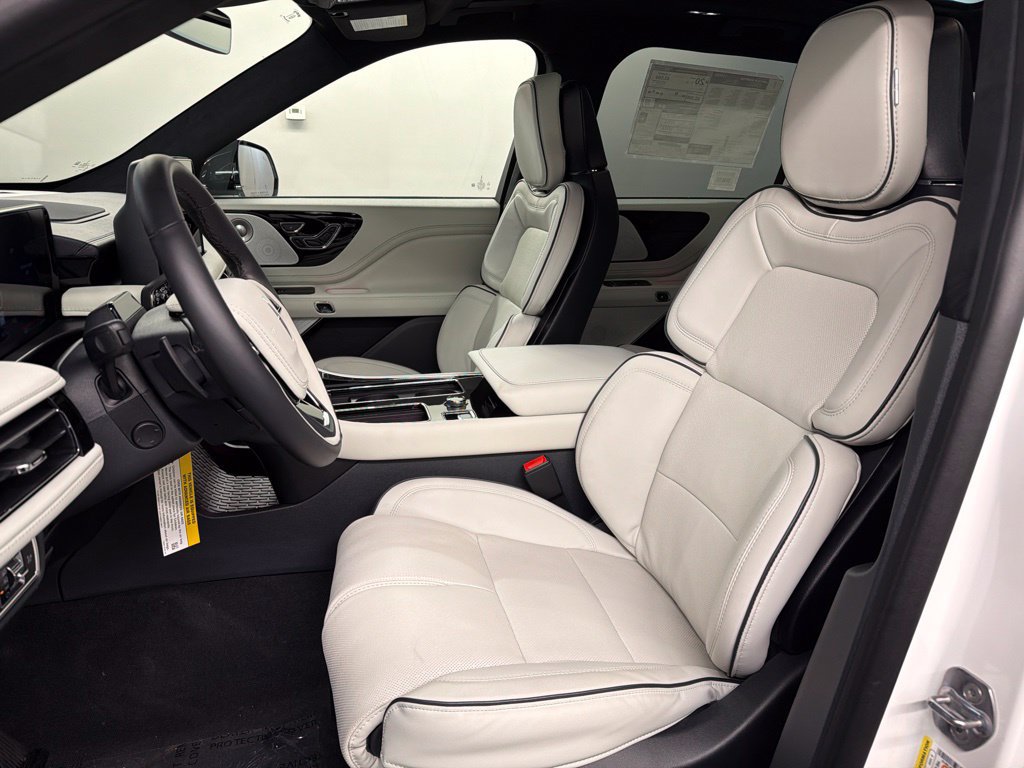 New 2027 Lincoln Aviator Black Label w/ Dynamic Handling Package AWD/4WD image 26