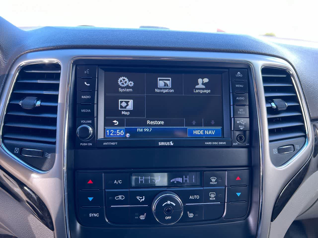 Used 2012 Jeep Grand Cherokee Laredo AWD/4WD image 18