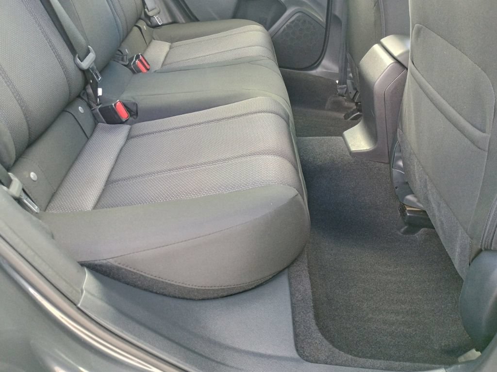 Used 2018 Subaru Impreza 2.0i Premium w/ Eyesight & BSD & Rcta AWD/4WD image 19