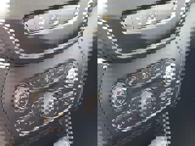 Certified 2019 Jeep Cherokee Latitude Plus image 26