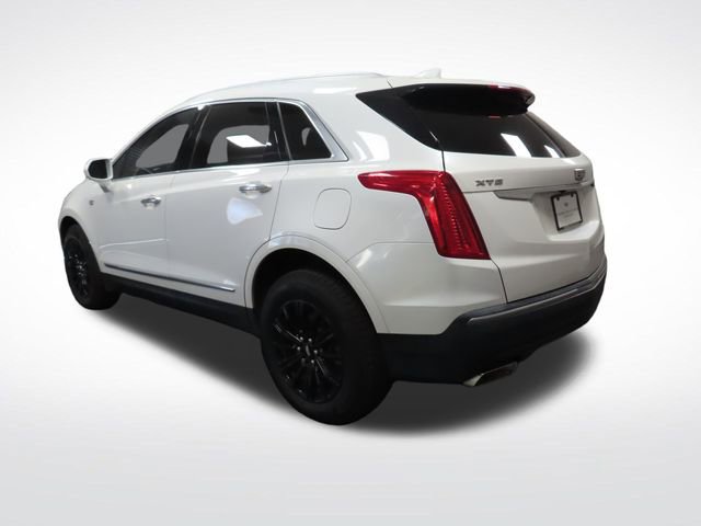 Used 2018 Cadillac XT5 Luxury w/ Driver Awareness Package image 3