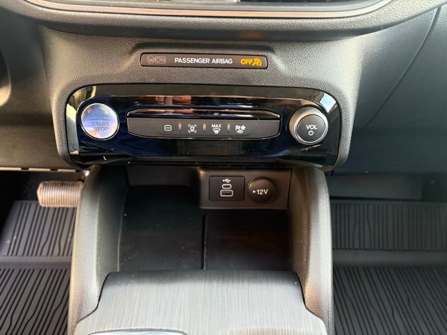 New 2026 Ford Escape SE w/ Class II Trailer Tow Package image 21