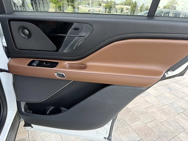 Certified 2023 Lincoln Aviator Reserve w/ Equipment Group 201A RWD image 22