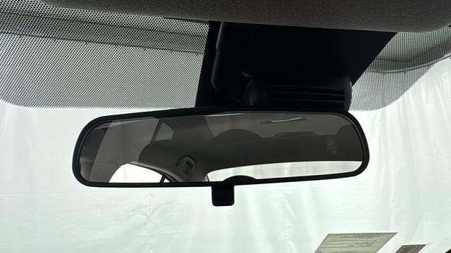 New 2025 Nissan Versa SR w/ Trunk Package image 29