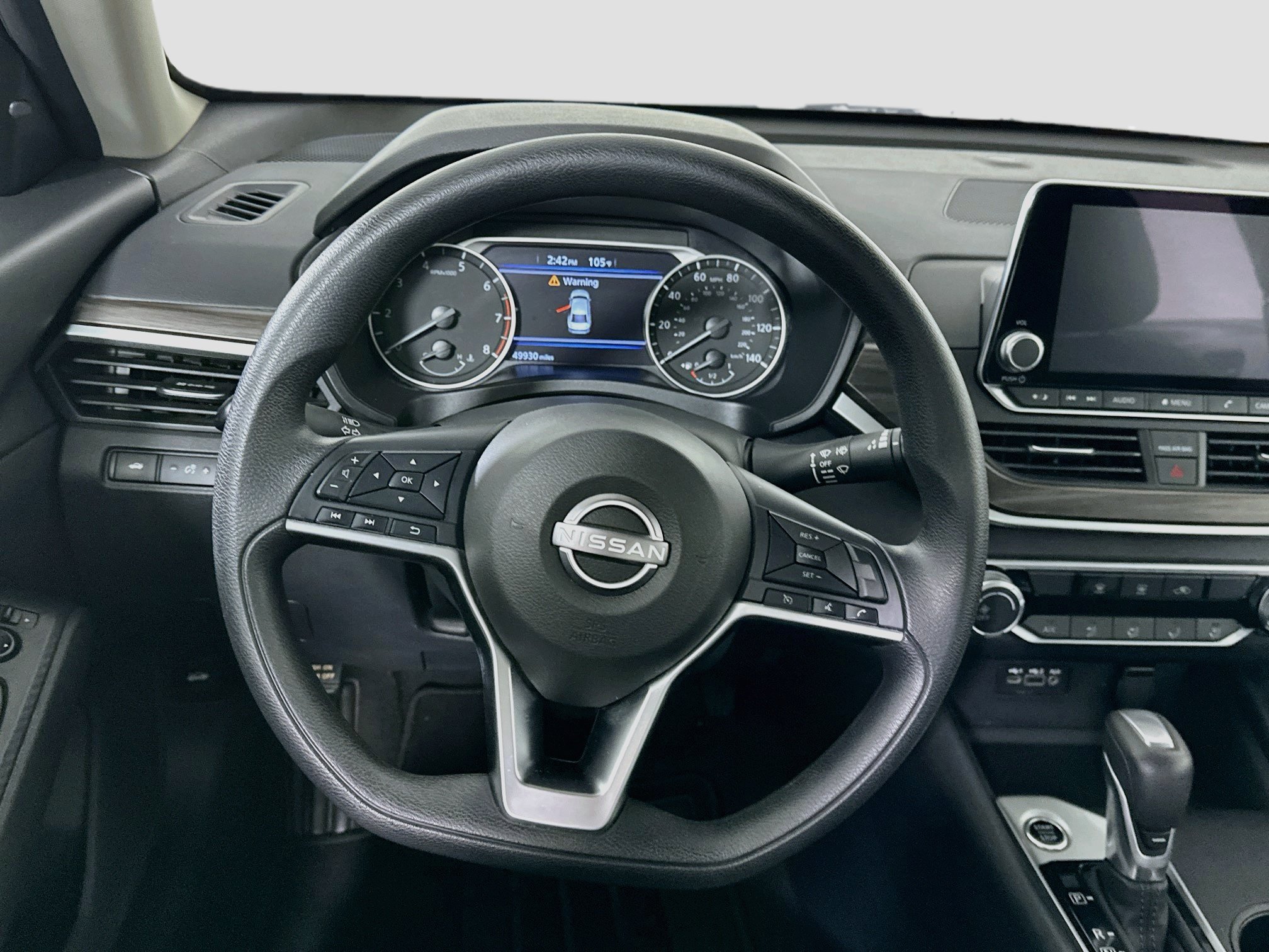 Used 2025 Nissan Altima 2.5 SV FWD image 17
