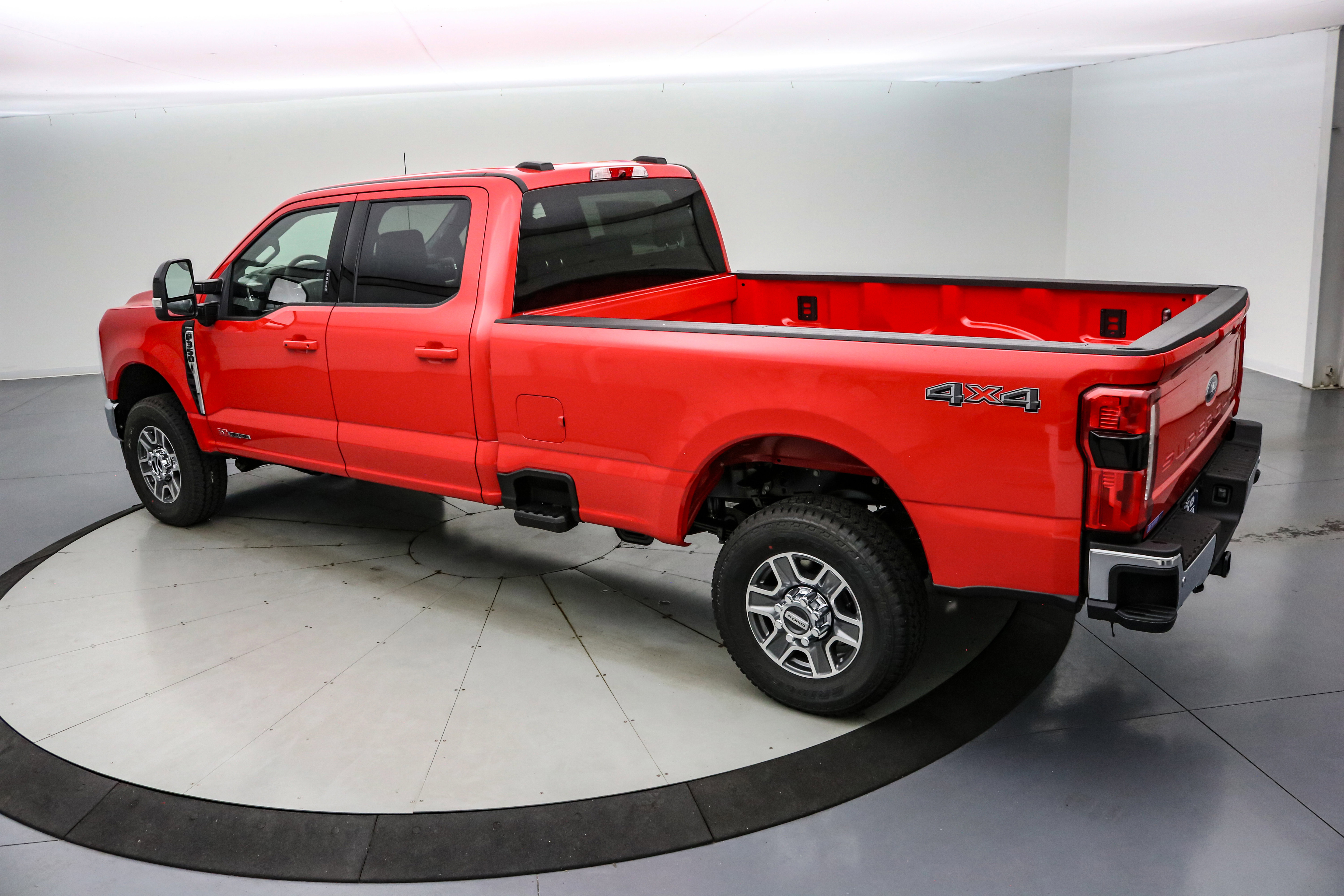 New 2026 Ford F350 Lariat image 7