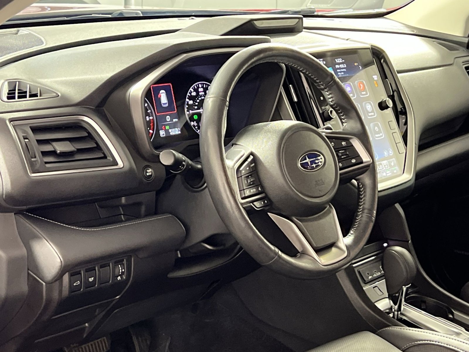 Used 2023 Subaru Ascent Limited w/ Technology Package AWD/4WD image 17