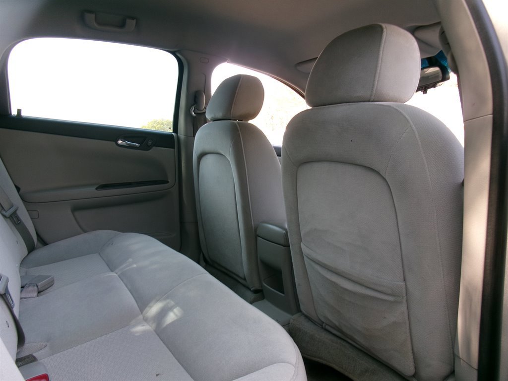 Used 2008 Chevrolet Impala LS FWD image 20