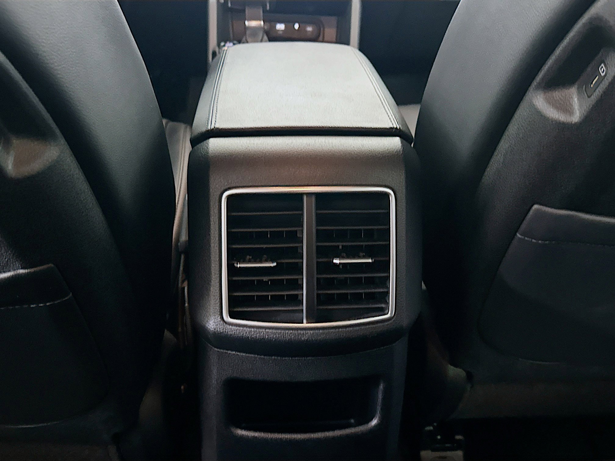 Used 2024 Kia Sportage EX image 28