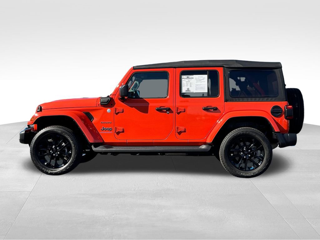 Used 2023 Jeep Wrangler Unlimited Sahara w/ Cold Weather Group AWD/4WD image 4
