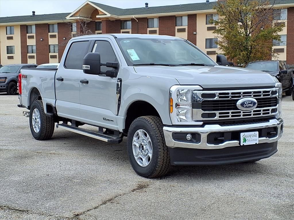 New 2026 Ford F250 XLT w/ FX4 Off-Road Package image 10
