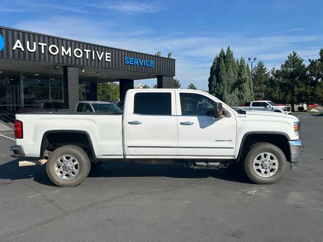 Used 2019 GMC Sierra 2500 SLT w/ Duramax Plus Package AWD/4WD image 3
