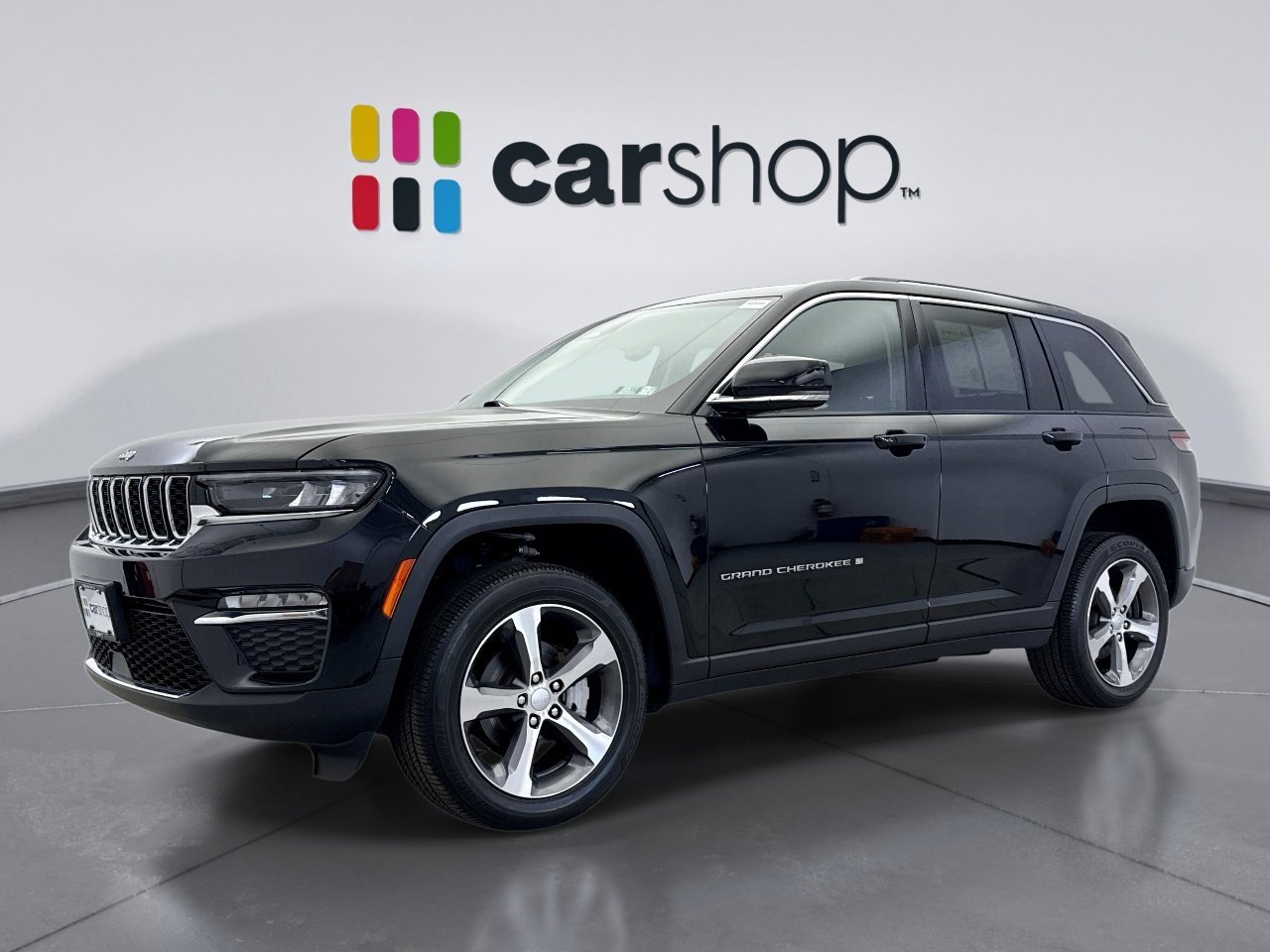 Used 2023 Jeep Grand Cherokee Limited image 1