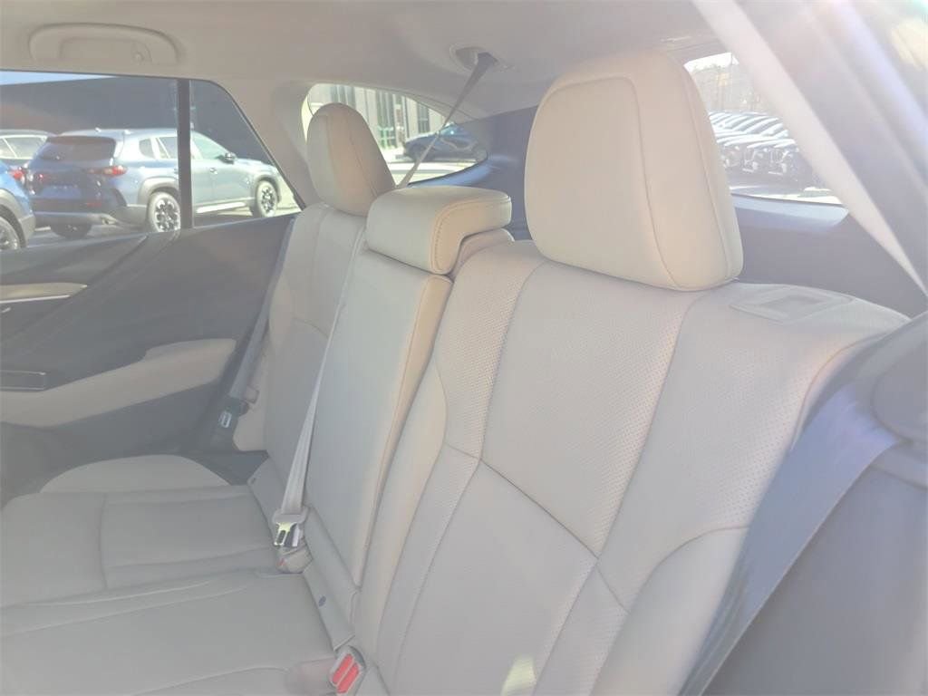 Used 2023 Subaru Outback Limited image 15