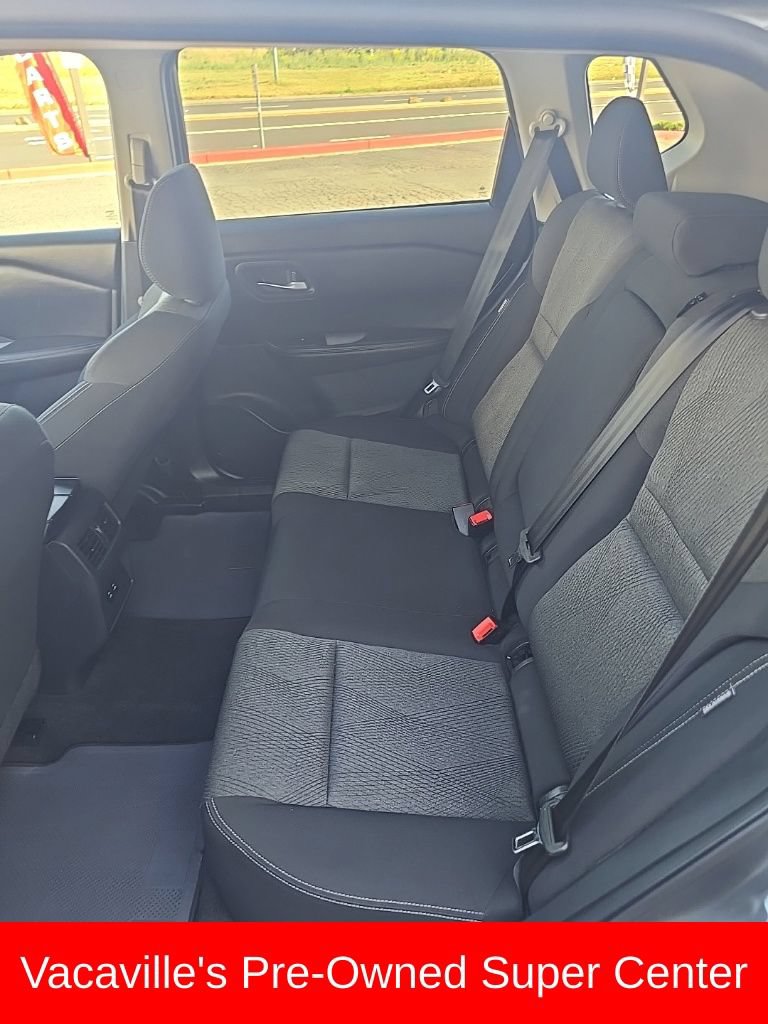 Used 2024 Nissan Rogue SV AWD/4WD image 8