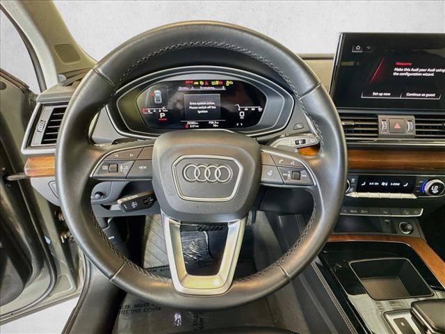 Used 2023 Audi Q5 2.0T Premium Plus w/ Premium Plus Package AWD/4WD image 12