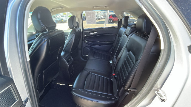 Certified 2019 Ford Edge SEL w/ Equipment Group 201A FWD image 15