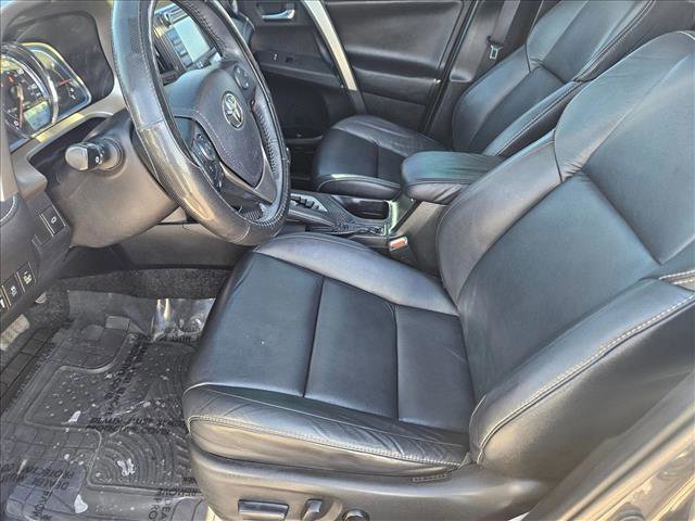 Used 2015 Toyota RAV4 Limited image 16