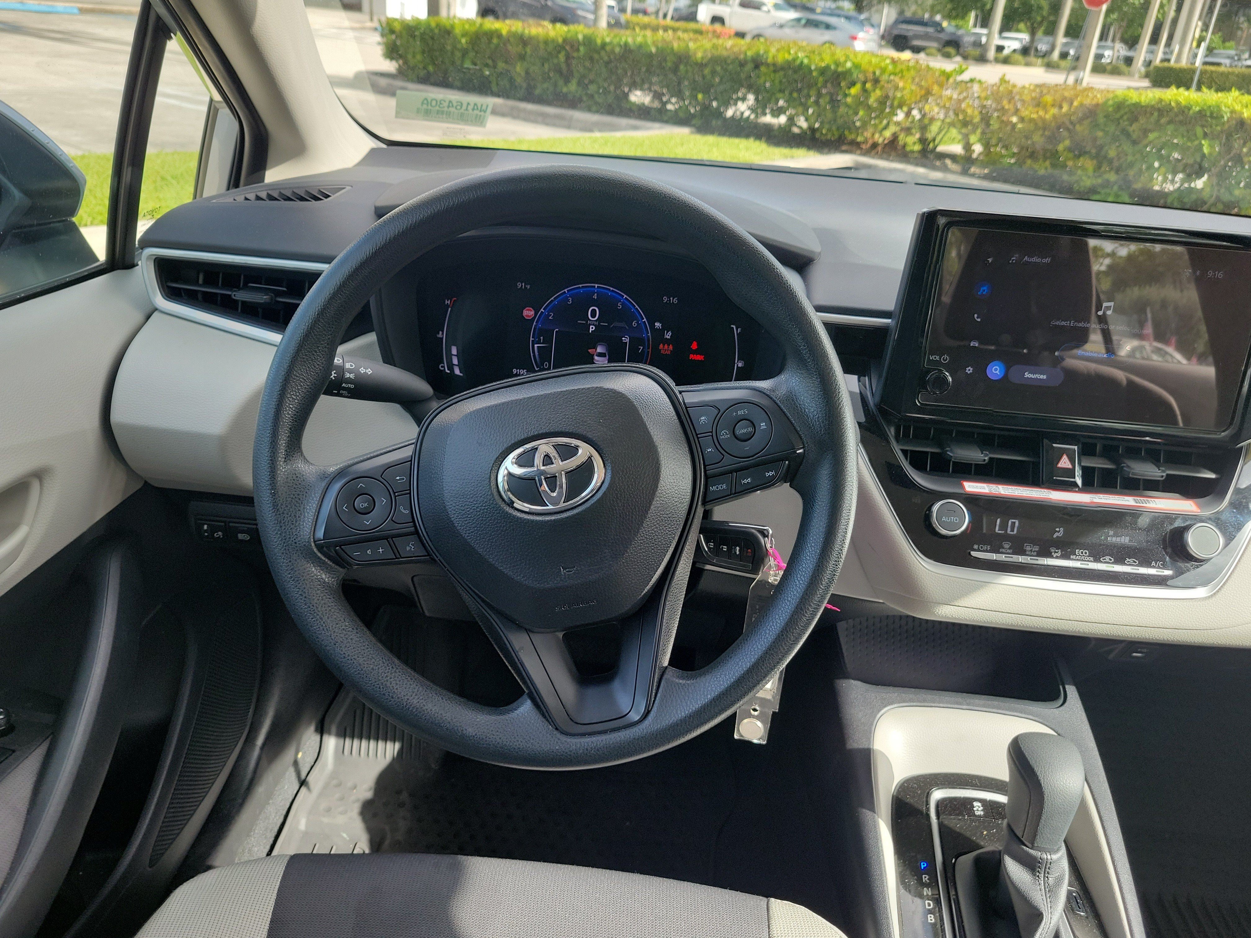 Used 2026 Toyota Corolla LE FWD image 17