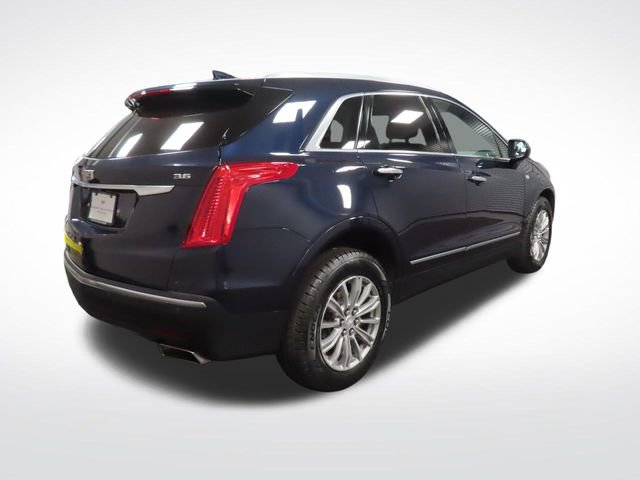Used 2017 Cadillac XT5 Luxury w/ Driver Awareness Package image 5