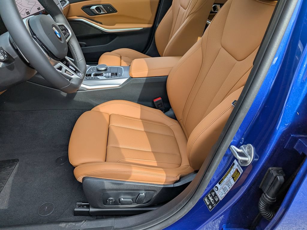 New 2026 BMW 330i xDrive Sedan w/ M Sport Package AWD/4WD image 15