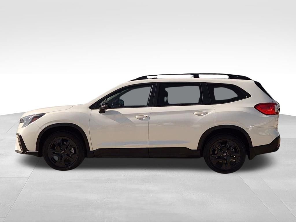 Used 2023 Subaru Ascent Onyx Edition image 3