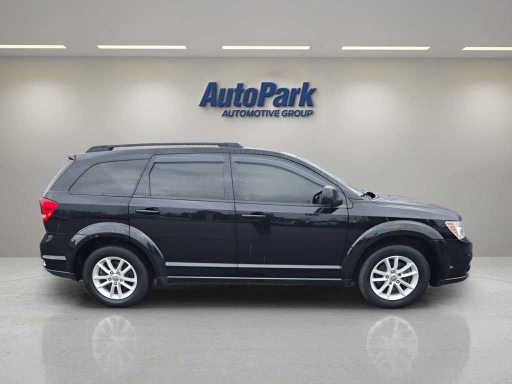 Used 2016 Dodge Journey SXT w/ Comfort/Convenience Group image 8