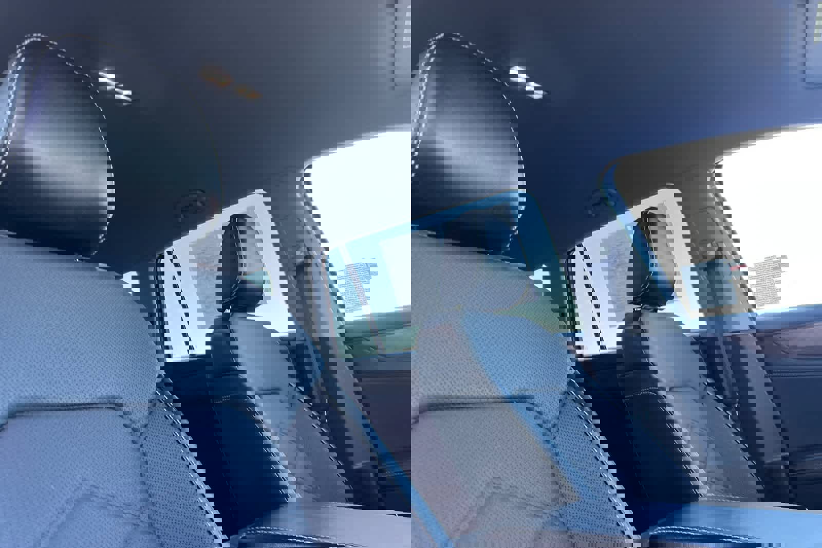 Used 2024 Volkswagen Atlas SE image 19