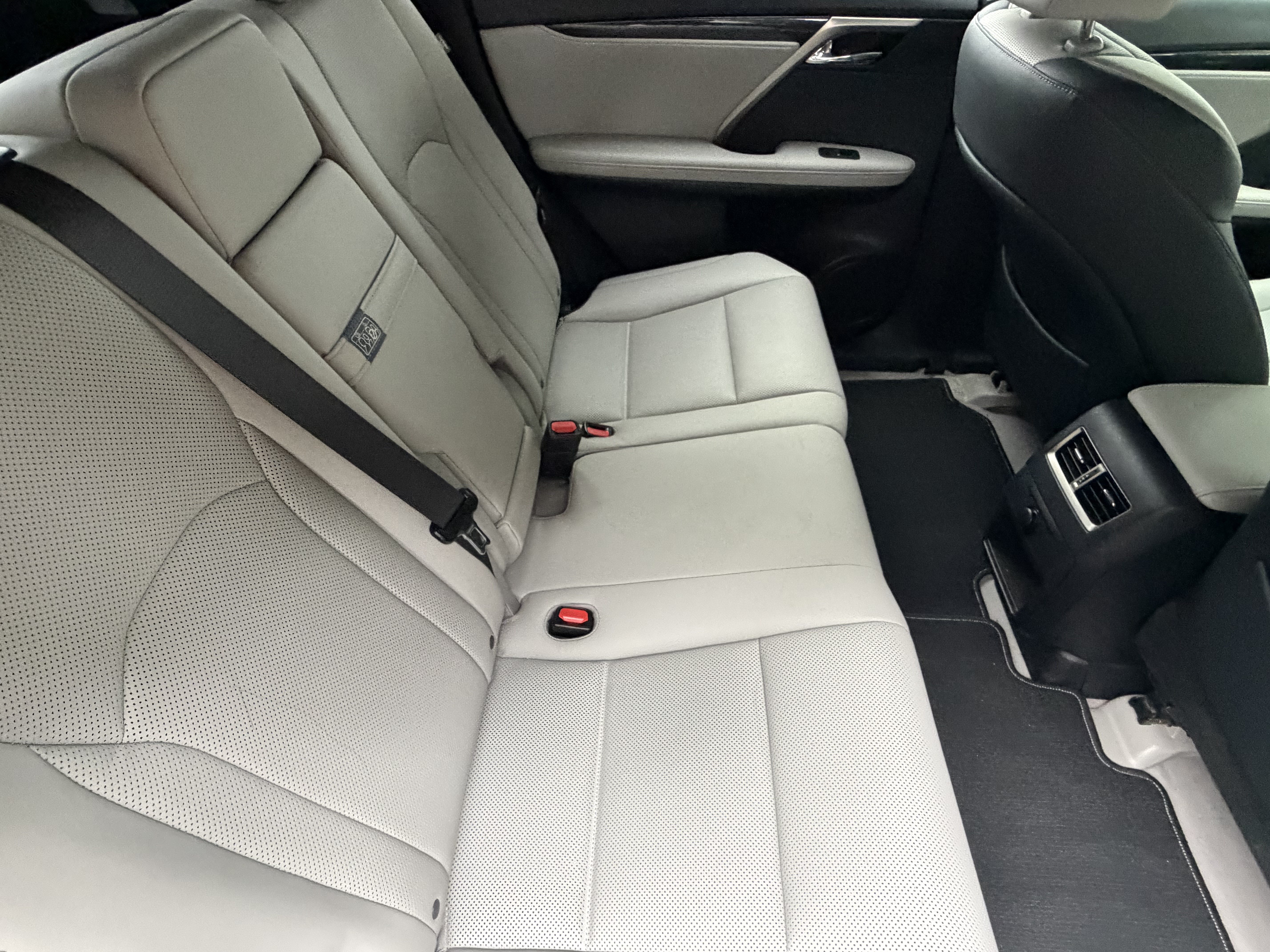 Used 2019 Lexus RX 350 FWD w/ Accessory Package image 38