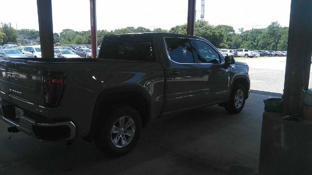 Used 2024 GMC Sierra 1500 SLE RWD image 4
