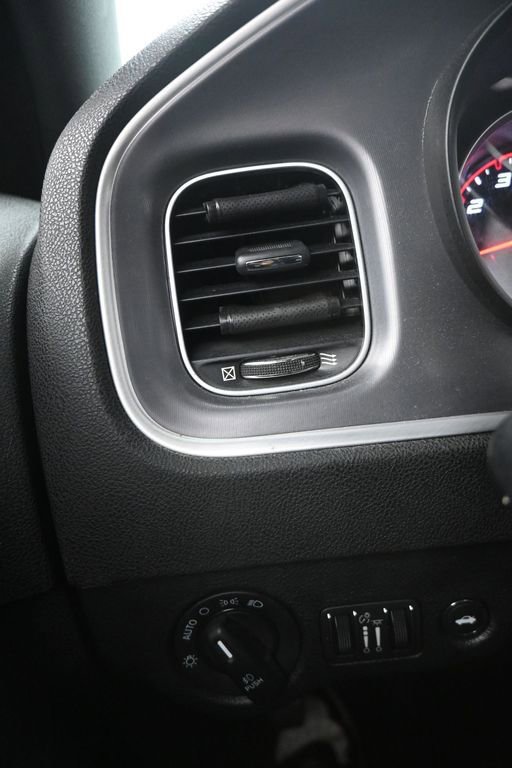 Used 2022 Dodge Charger R/T image 13