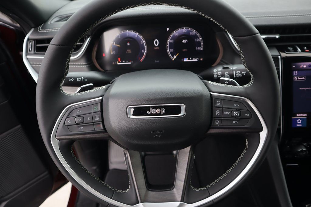 New 2025 Jeep Grand Cherokee L Limited image 3