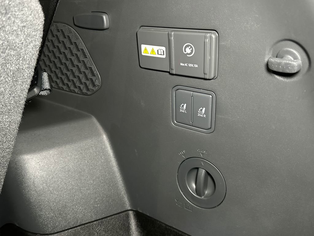 Certified 2024 Kia EV9 GT-Line image 10