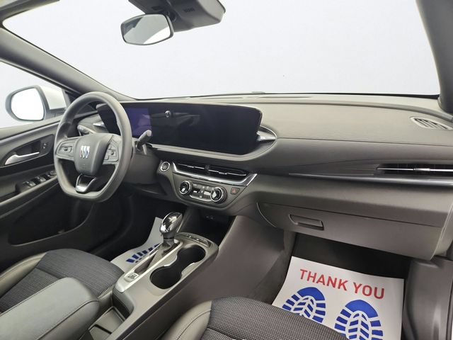 Used 2026 Buick Envista Preferred FWD image 28