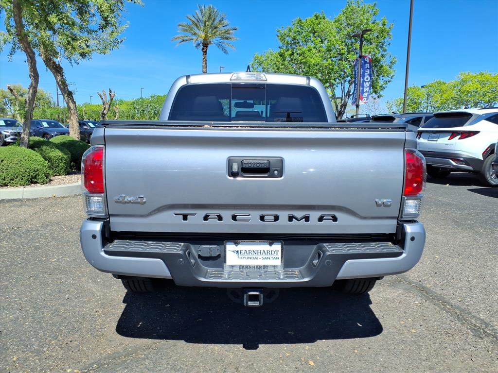 Used 2017 Toyota Tacoma Limited image 6