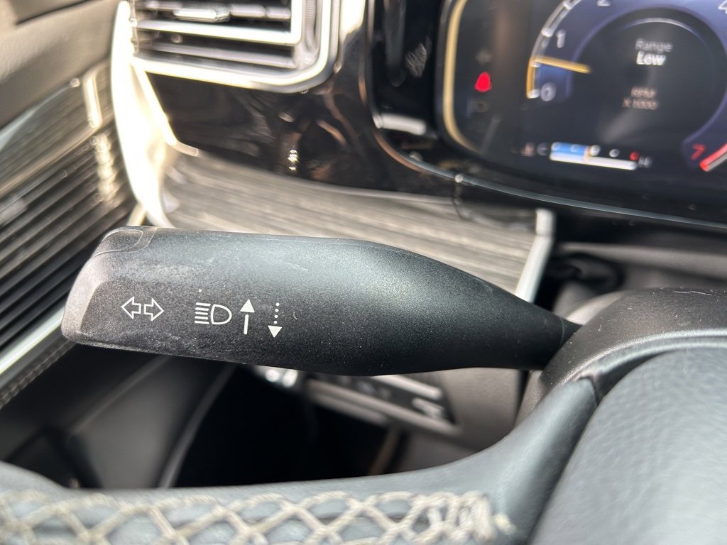 Used 2022 Jeep Wagoneer Series III w/ Premium Group I image 57