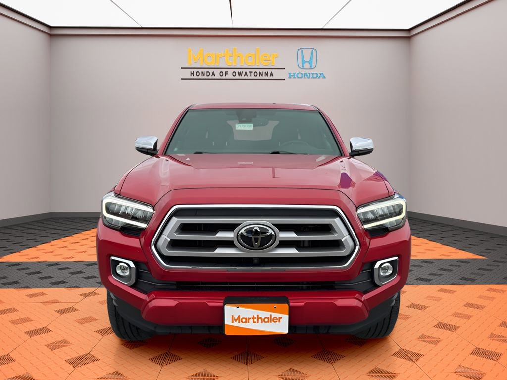 Used 2022 Toyota Tacoma Limited AWD/4WD image 8
