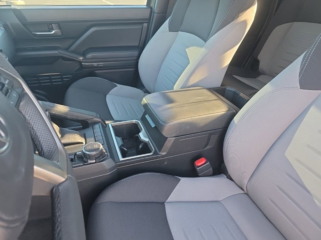 Used 2025 Toyota Tacoma TRD Sport image 17