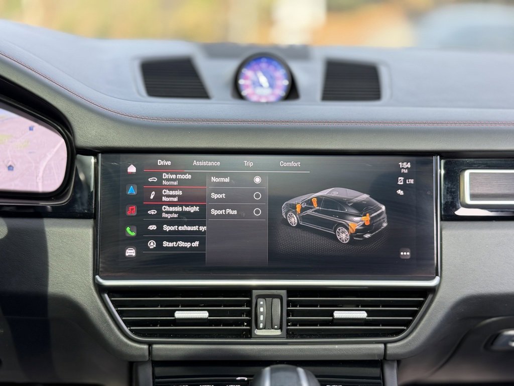 Used 2023 Porsche Cayenne GTS image 48