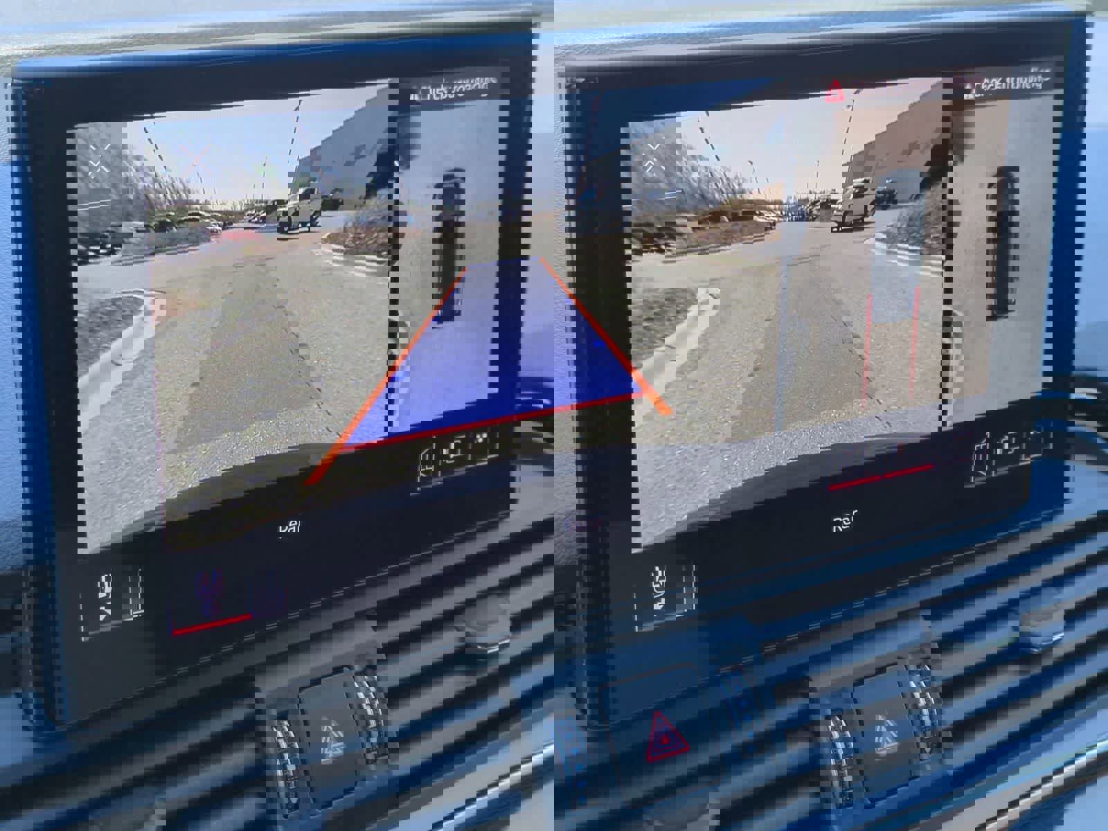 Used 2021 Audi Q5 Premium Plus w/ Premium Plus Package image 31