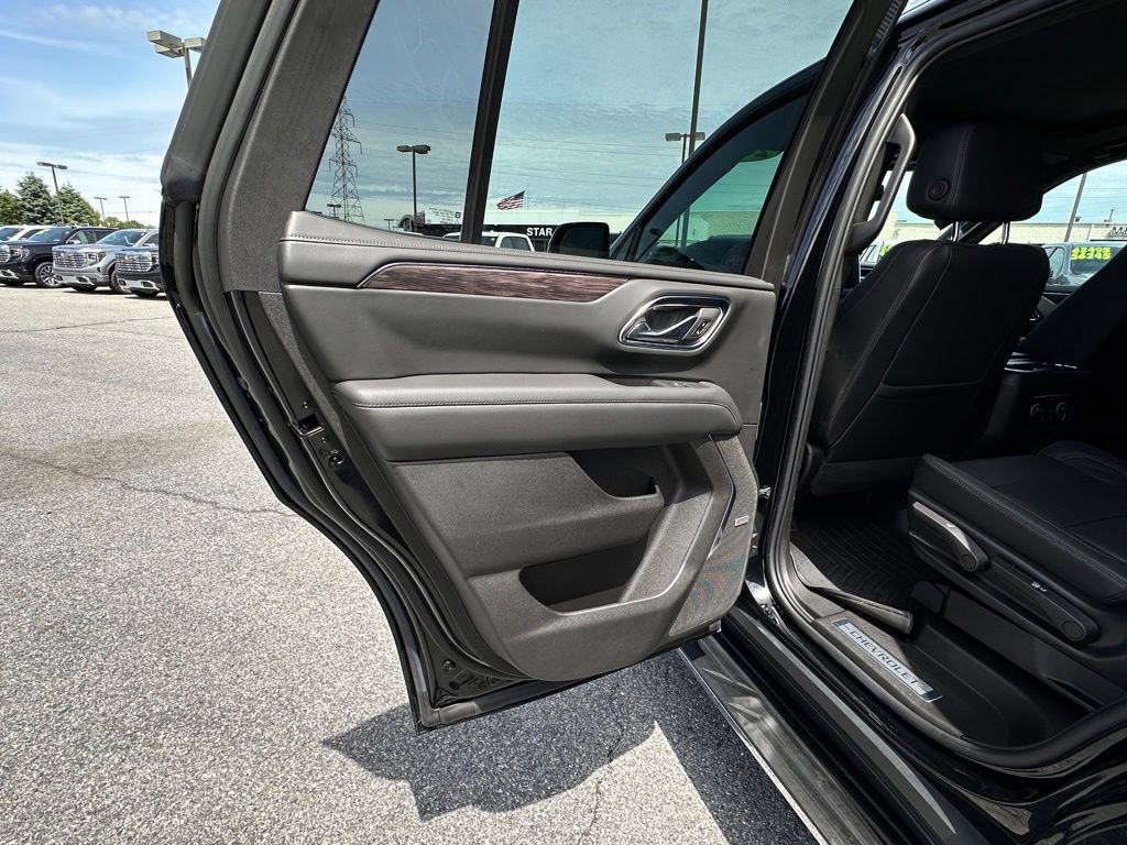 Certified 2023 Chevrolet Tahoe LT w/ LT Signature Plus Package AWD/4WD image 25