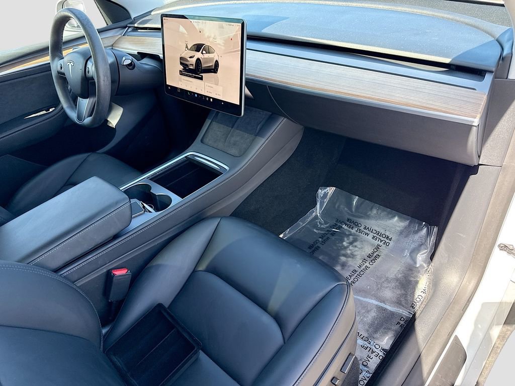 Used 2023 Tesla Model Y Long Range image 14