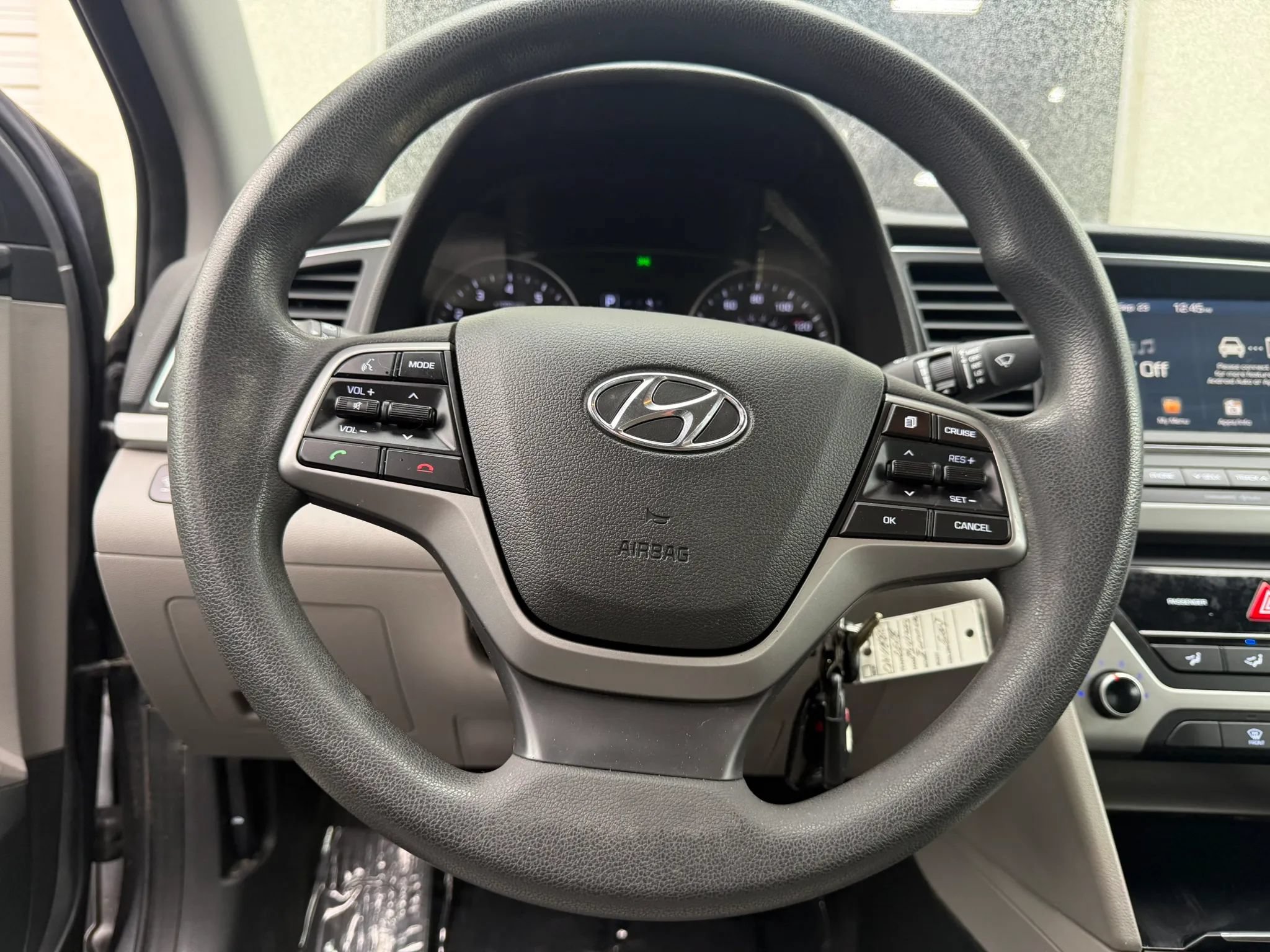 Used 2018 Hyundai Elantra SEL FWD image 26