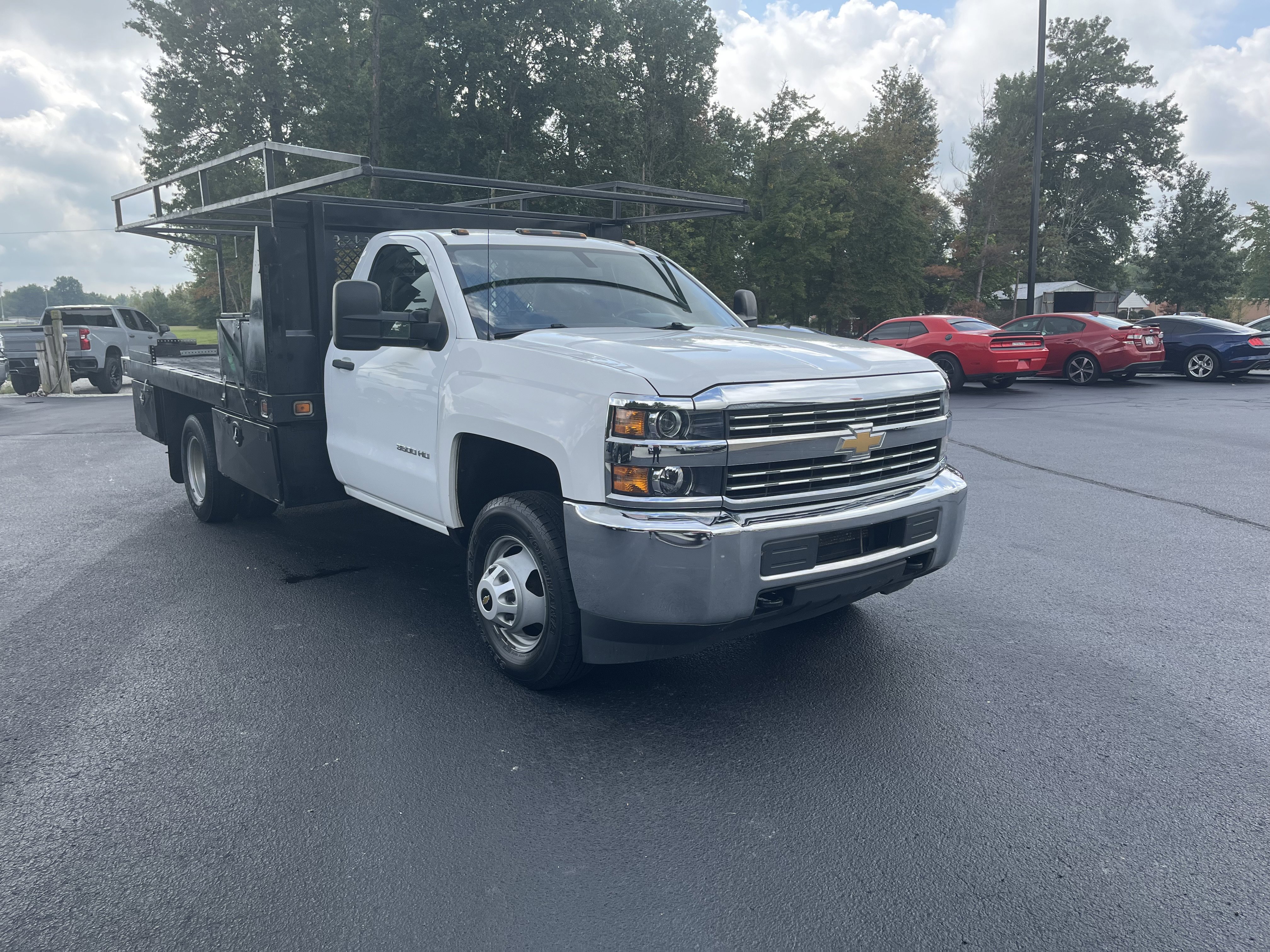 Used 2017 Chevrolet Silverado 3500 W/T image 8