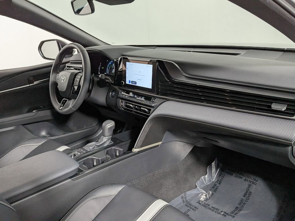 Certified 2025 Toyota Camry SE image 34