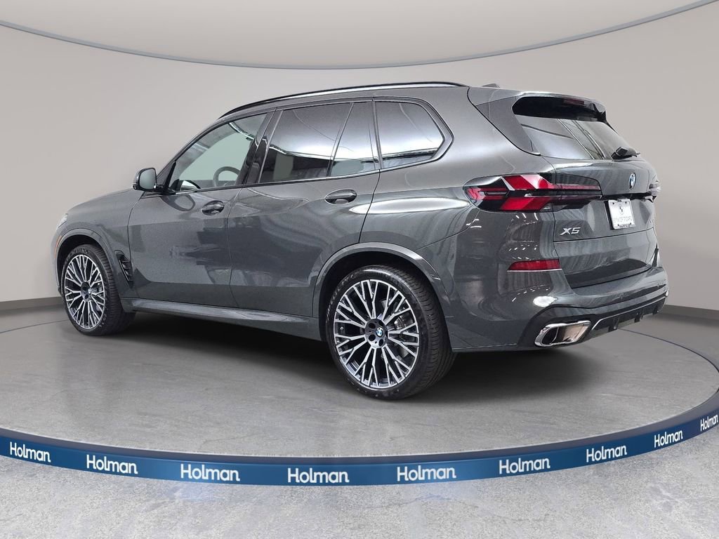 Used 2026 BMW X5 xDrive40i w/ M Sport Package image 8