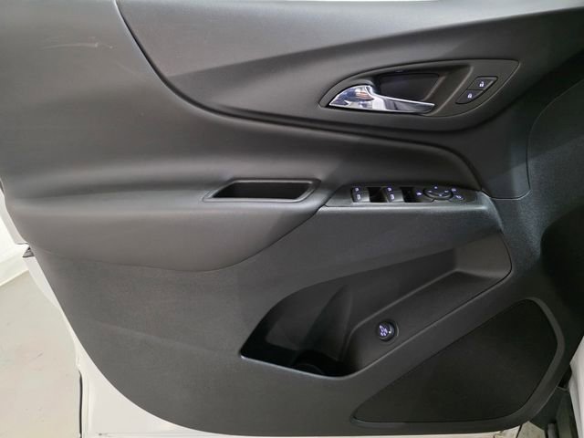 Used 2022 Chevrolet Equinox LT FWD image 11