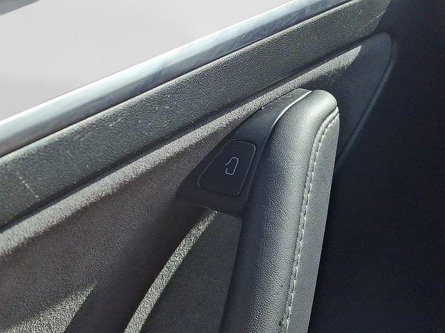 Used 2023 Tesla Model 3 Standard Range RWD image 27