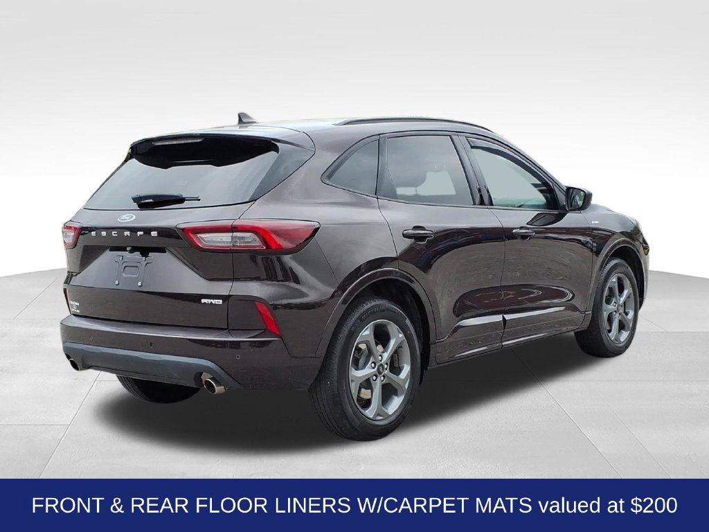 Used 2023 Ford Escape ST-Line w/ Tech Pack #1 AWD/4WD image 6
