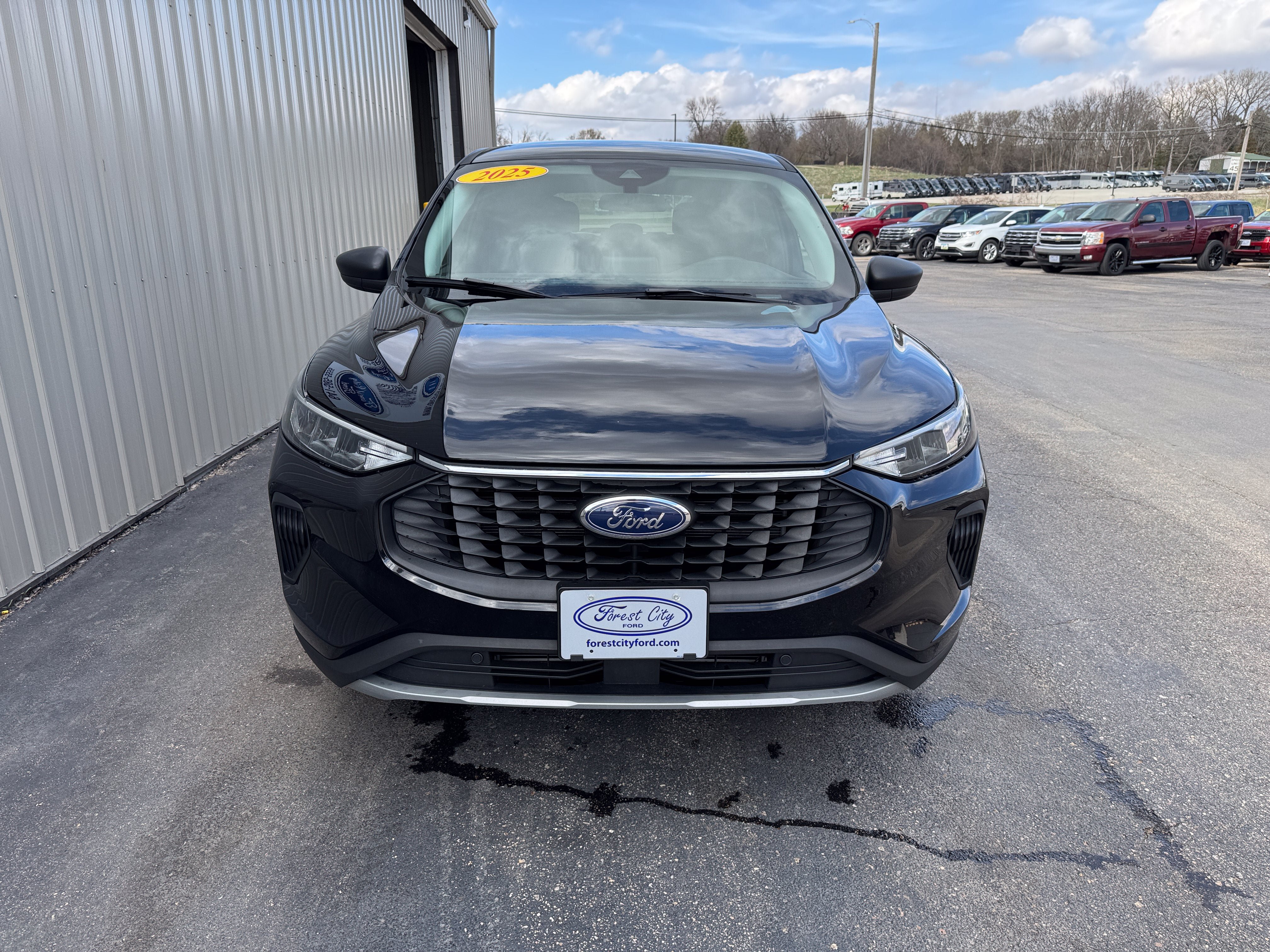 Used 2025 Ford Escape Active AWD/4WD image 3
